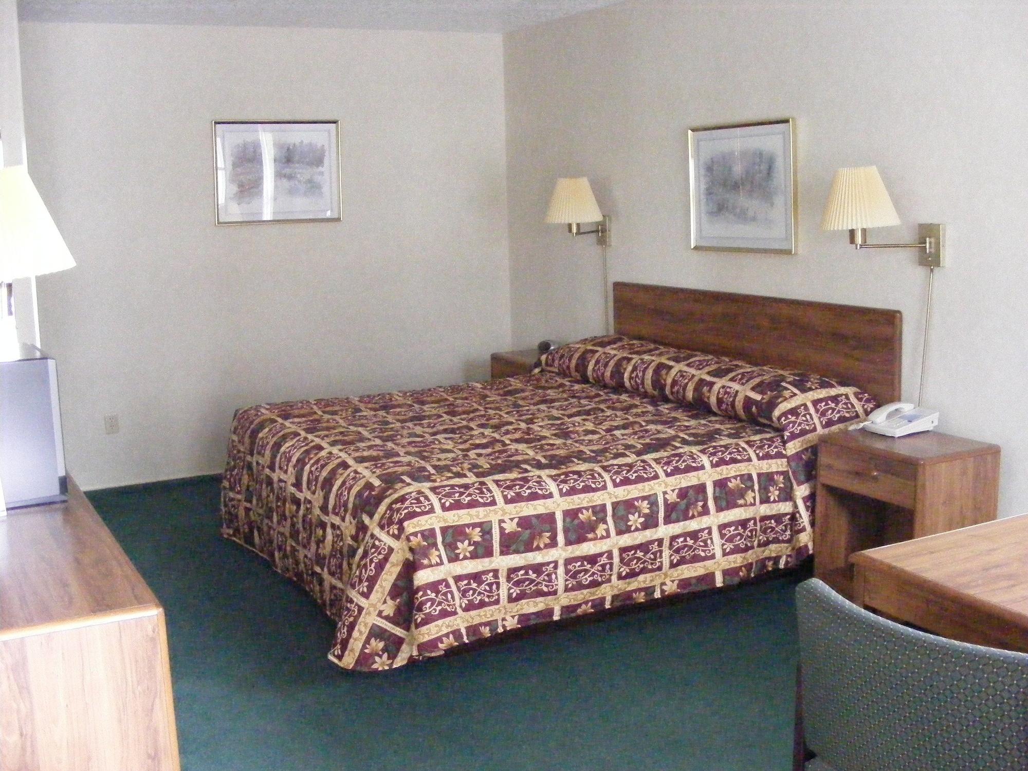 Great Lakes Inn Mackinaw City Buitenkant foto